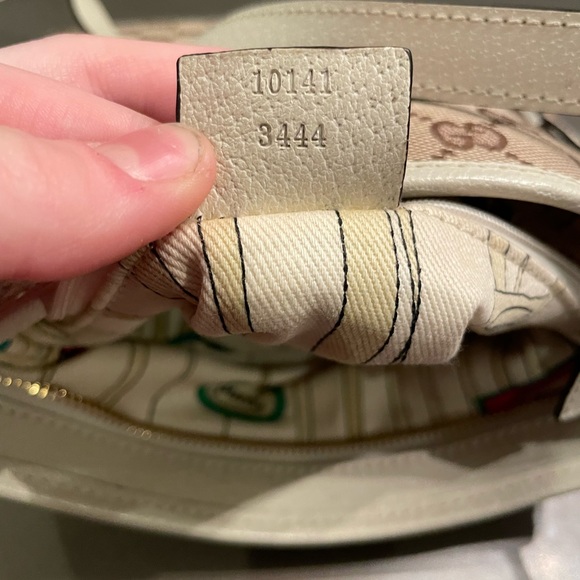 Gucci canvas crossbody bag - Picture 4 of 9